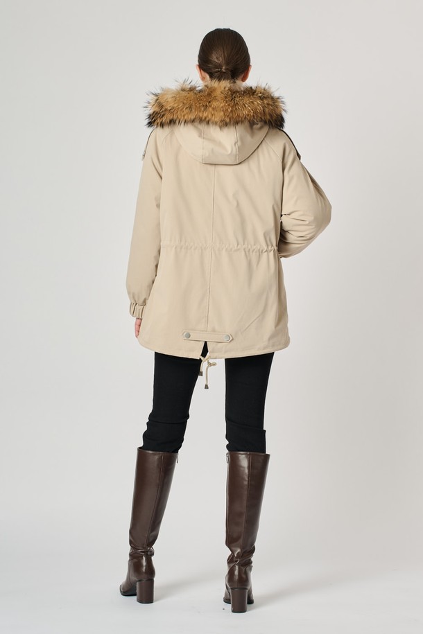 BCBG - 점퍼 - [24WT]라쿤래빗야상 점퍼 - LIGHT BEIGE B4W9G87571