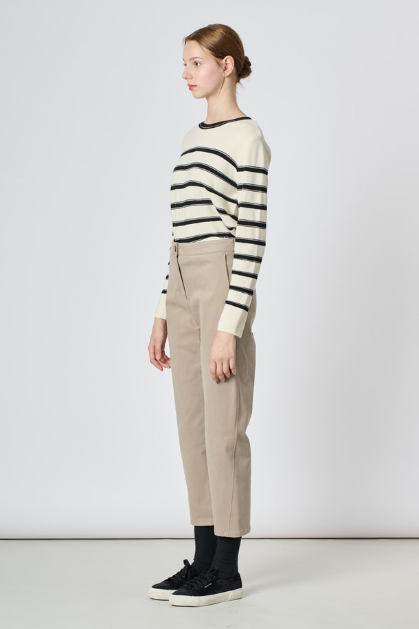 BCBG - 롱/미디팬츠 - [24WT] 백밴딩 테이퍼드 팬츠 - LIGHT BEIGE B4W9P37271