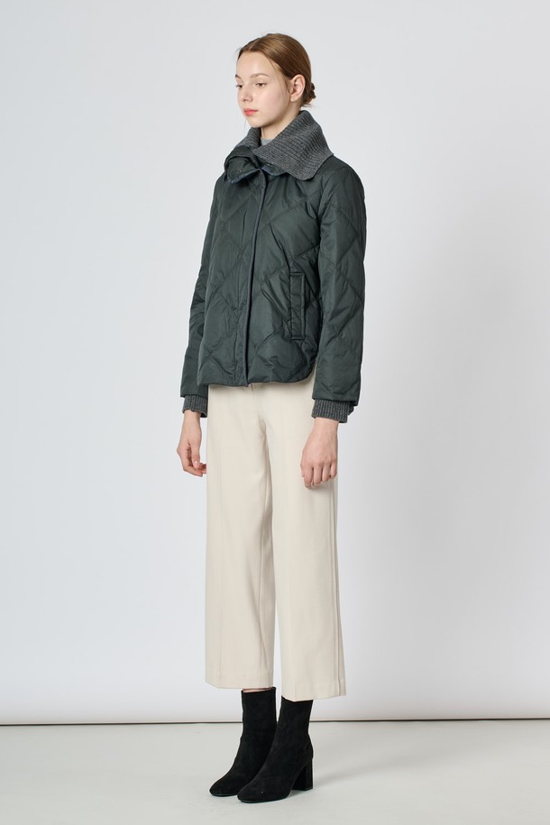 BCBG - 패딩 - [24WT] 니트 블록 덕다운 점퍼 - DARK KHAKI B4W9G88583