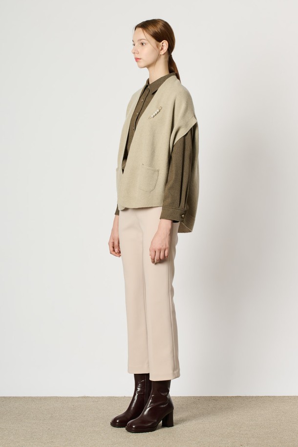 BCBG - 베스트 - [24WT] 캐시 블랜드 니트 베스트 - LIGHT KHAKI B4W9K50381