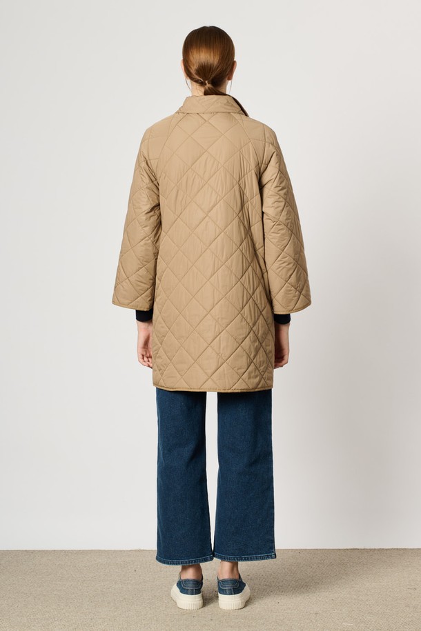 BCBG - 패딩 - [24WT] 퀼티드 패딩 점퍼 - DARK BEIGE B4W9R12573