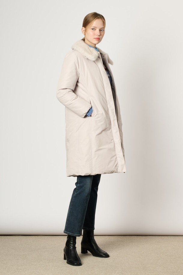 BCBG - 패딩 - [24WT] 밍크 카라 토끼 퍼 다운 - LIGHT BEIGE B4WAF84171