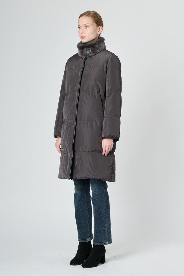 BCBG - 패딩 - [24WT] 밍크 무스탕 카라 다운 - DARK GRAY B4WAF83017