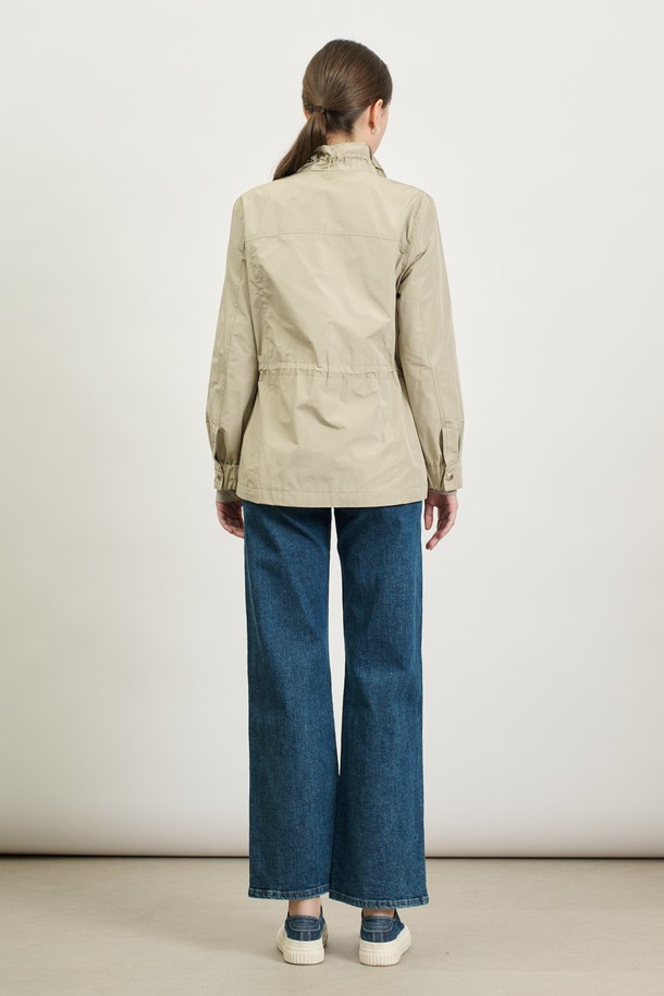 BCBG - 점퍼 - [25SP] 프릴넥 점퍼 - LIGHT KHAKI B5S2R12581