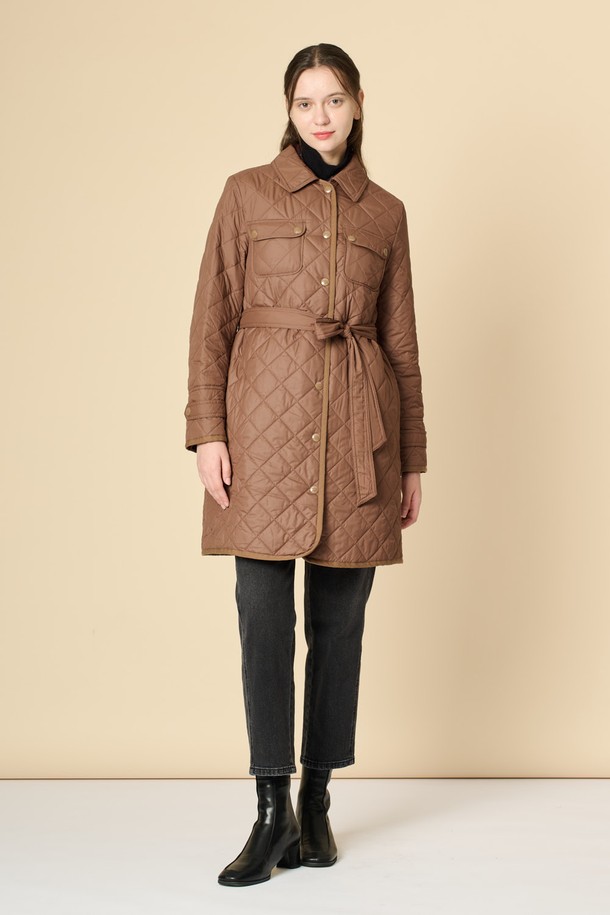 BCBG - 점퍼 - [24WT]벨티드 퀼팅 점퍼 - DARK BEIGE B4W9R13573