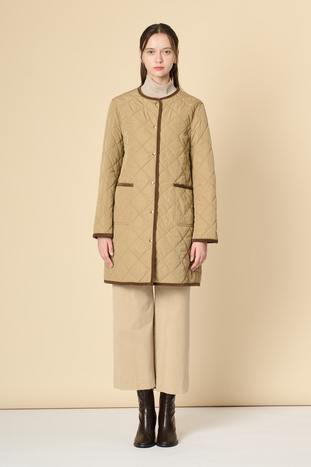 BCBG - 점퍼 - [24WT]라운드 퀼팅 점퍼 - DARK BEIGE B4W9R13173