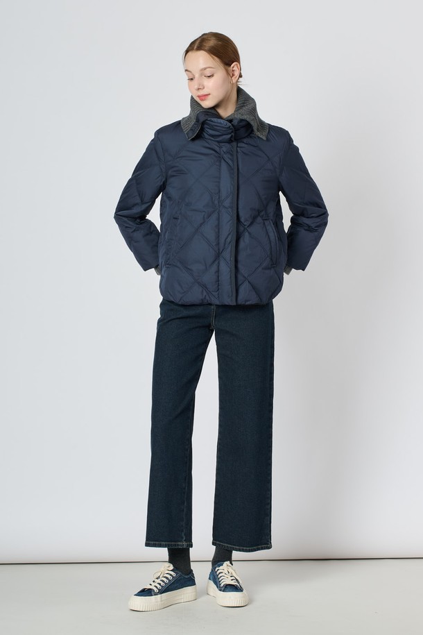 BCBG - 패딩 - [24WT] 니트 블록 덕다운 점퍼 - NAVY B4W9G88555