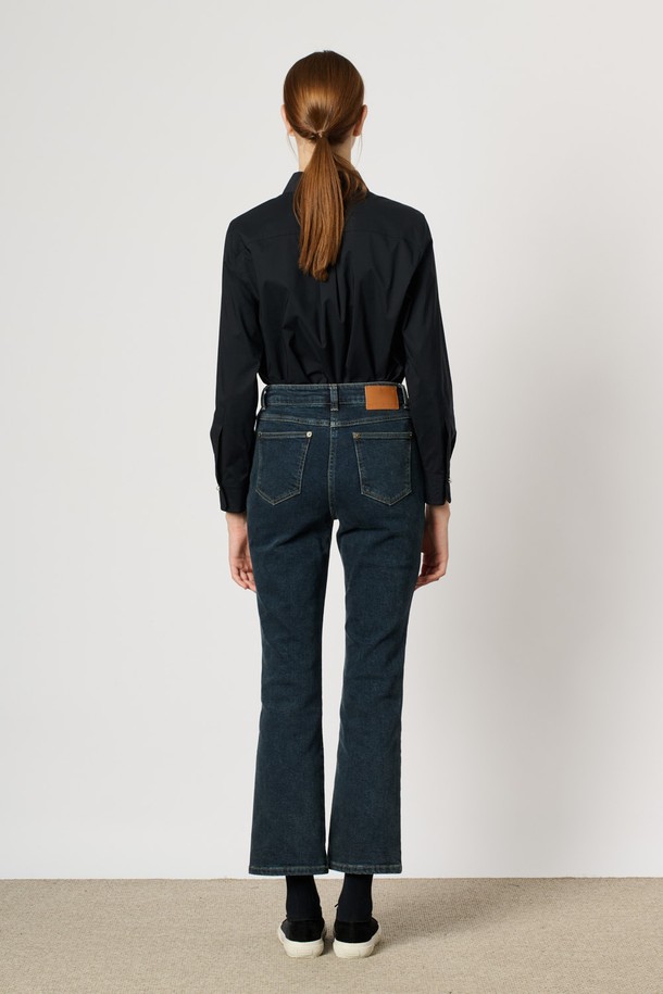 BCBG - 데님 - [24WT] 부츠컷 기모 데님 - DARK BLUE B4W9P35554