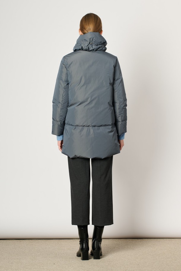 BCBG - 패딩 - [24WT] 탈부착 밍크 퍼 하이넥 다운 - DARK BLUE B4WAF83354