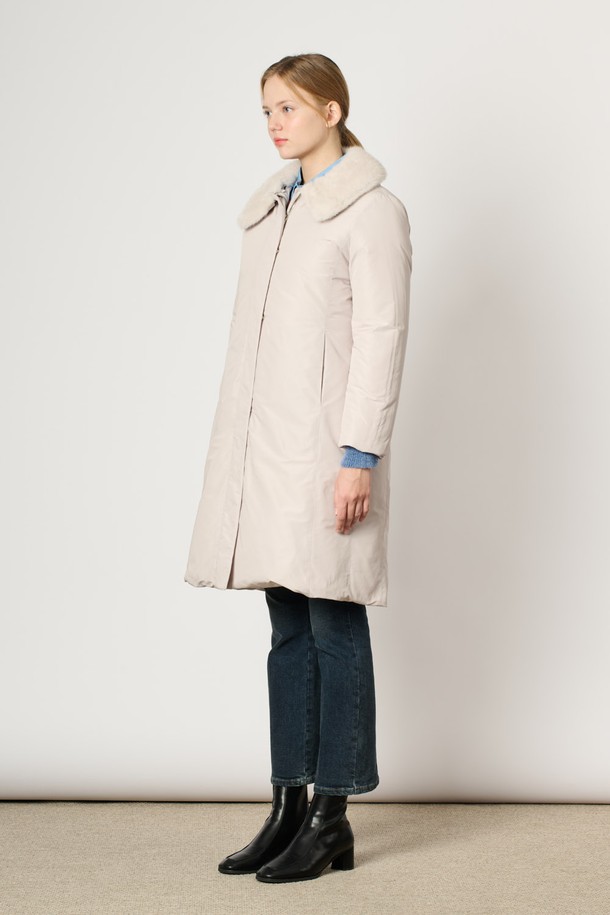 BCBG - 패딩 - [24WT] 밍크 카라 토끼 퍼 다운 - LIGHT BEIGE B4WAF84171