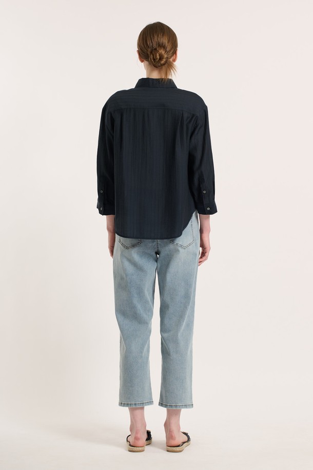 BCBG - 셔츠 - [25SU] 세로결 텐셀 셔츠 - NAVY B5M4B48355
