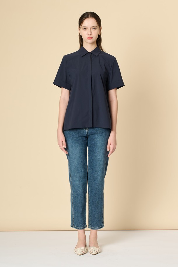 BCBG - 블라우스 - [24FA]백 플리츠 블라우스 - NAVY B4F7B40755