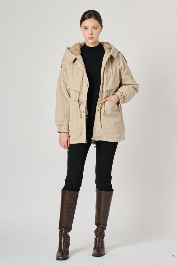 BCBG - 점퍼 - [24WT]라쿤래빗야상 점퍼 - LIGHT BEIGE B4W9G87571