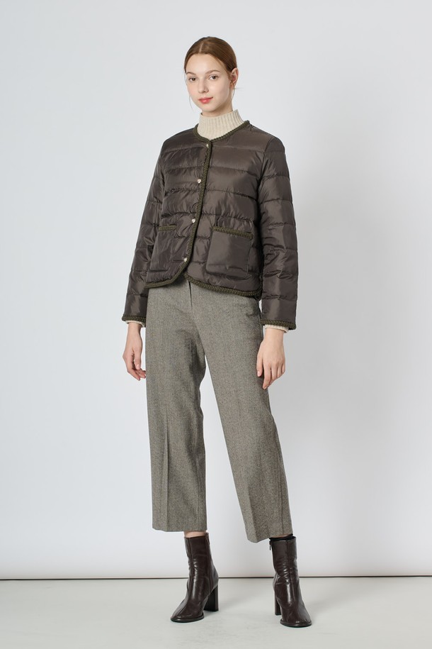 BCBG - 패딩 - [24WT] 텍스처 블록 라운드 다운 - KHAKI B4W9G88045