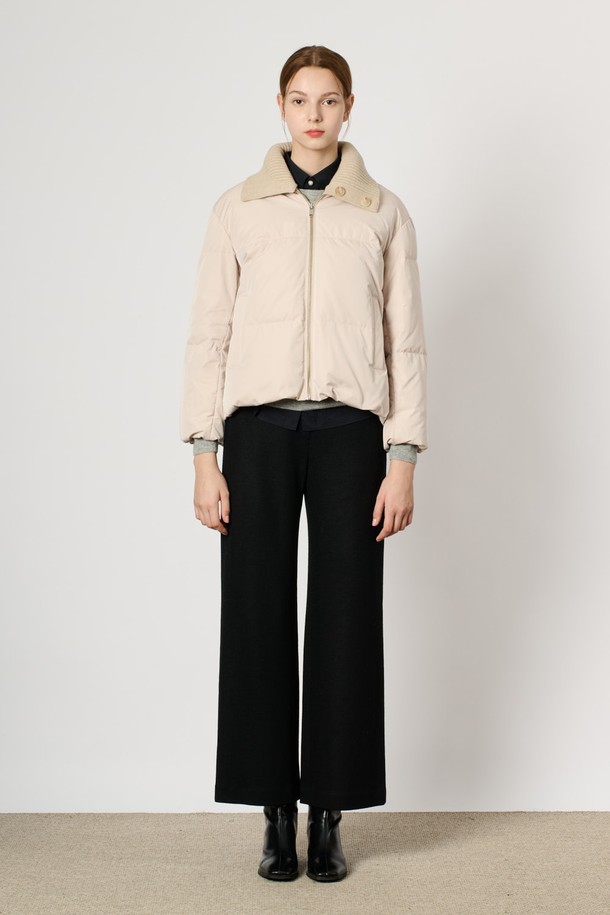 BCBG - 패딩 - [24WT] 디테처블 카라 구스 다운 - LIGHT BEIGE B4W9F80571