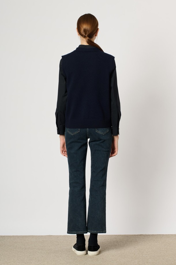 BCBG - 베스트 - [24WT] 브이넥 니트 베스트 - DARK NAVY B4W9K50556