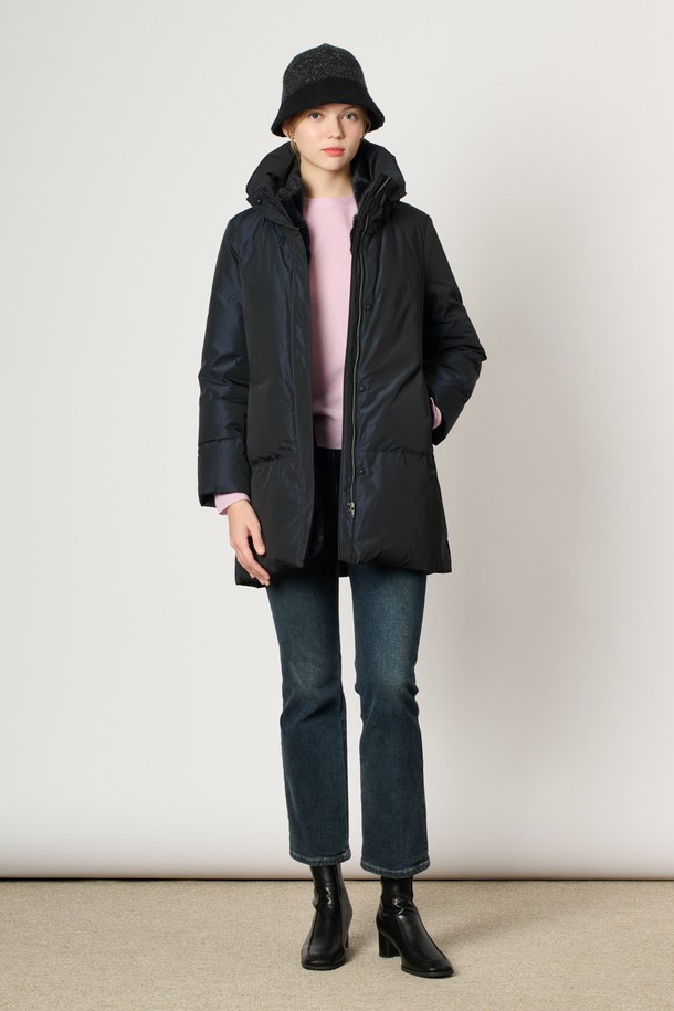 BCBG - 패딩 - [24WT] 탈부착 밍크 퍼 하이넥 다운 - DARK NAVY B4WAF83356