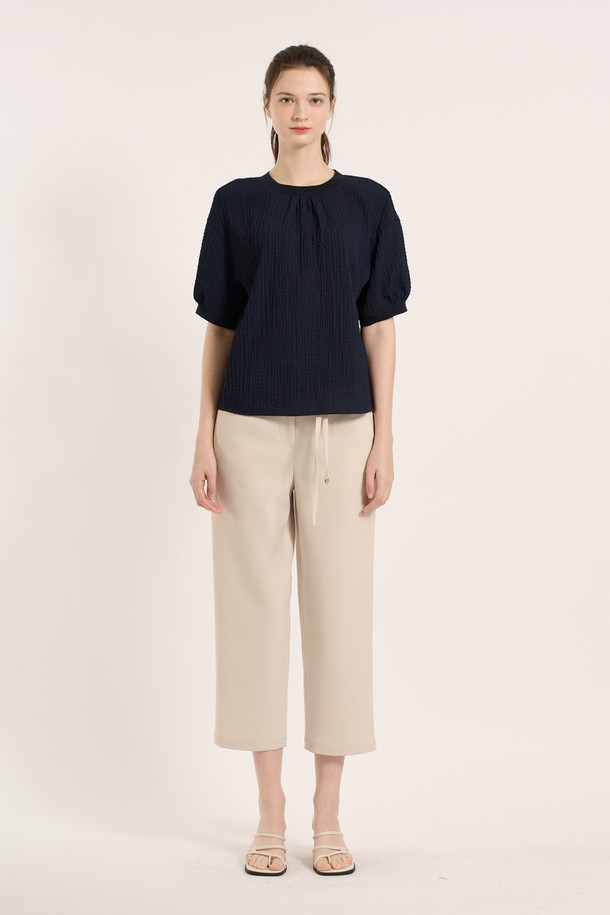 BCBG - 블라우스 - [25SM] 쉐이크 반팔 블라우스 - DARK NAVY B5B4B48356