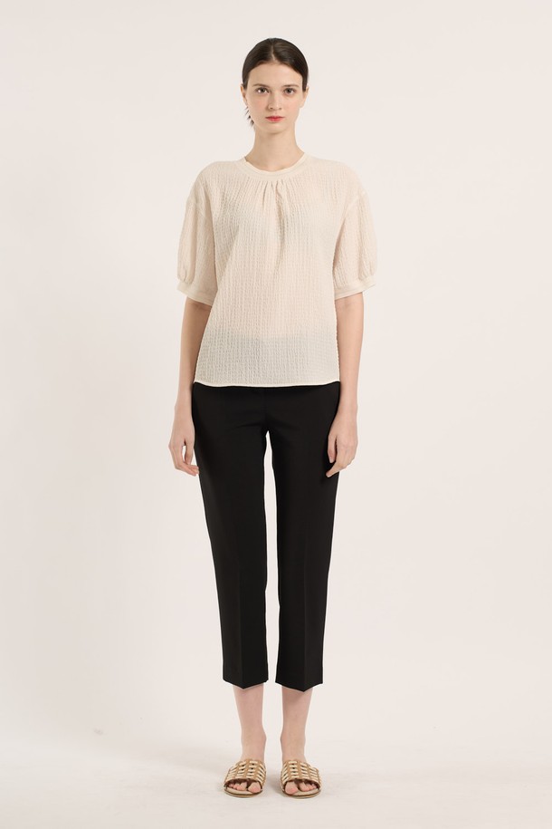 BCBG - 블라우스 - [25SM] 쉐이크 반팔 블라우스 - CREAM B5B4B48314