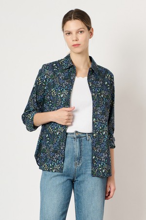 [24SU]코튼 프린트 셔츠 블라우스 - Navy B4M5B45355