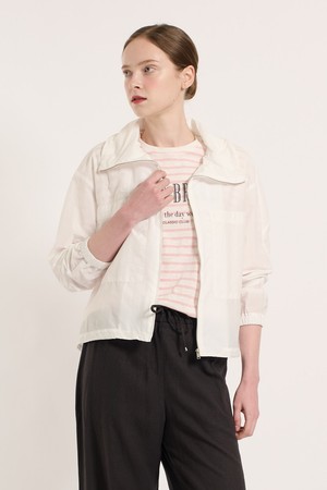 [25SU] 하이넥 카라 점퍼 - WHITE B5M4R18010