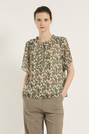 [25SU] 숄더 플리츠 쉬폰 블라우스 - CREAM B5B5B44514