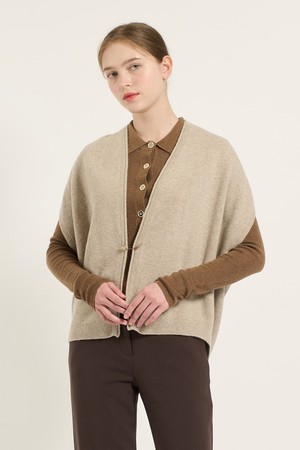 [24WT] 홀가먼트 베스트 - LIGHT BEIGE B4D9K50571