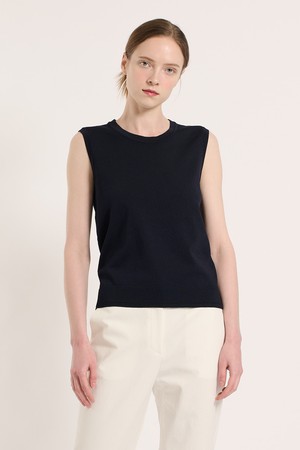 [25SU] 라운드넥 니트 슬리브리스 - NAVY B5M3K37155