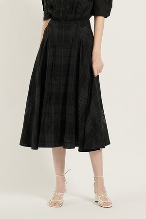 [25SU] 체크 플레어 턱스커트 - BLACK B5B4S22999