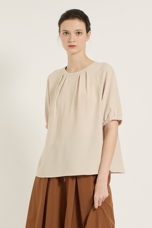 [25SU] 라운드넥 턱 디테일 블라우스 - LIGHT BEIGE B5B5B44871