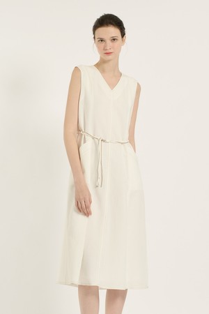 [25SU] 브이넥 민소매 원피스  - WHITE B5B5O64410