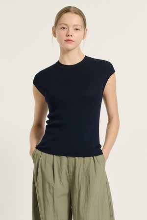 [25FA] 립 슬리브리스 니트 탑 - NAVY B5F7G49055