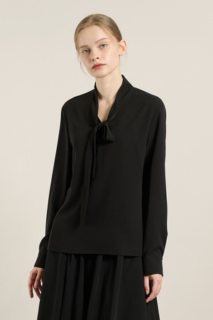 [25FA] 브이넥 타이블라우스 - BLACK A5F8B42199