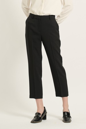 [25FA] 기본 일자핏 슬랙스 - BLACK B5C8P32699