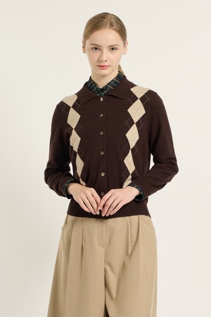 [25FA] 아가일 카라 버튼업 가디건 - DARK BROWN B5C8K22375