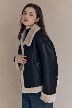 [25WT] 모노윈터 페이크레더 무스탕 - BLACK A5WAF81199