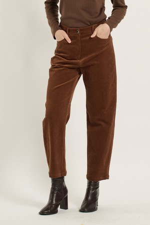 [25WT] 테이퍼드 베기핏 팬츠 - DARK BRICK B5DAP33328