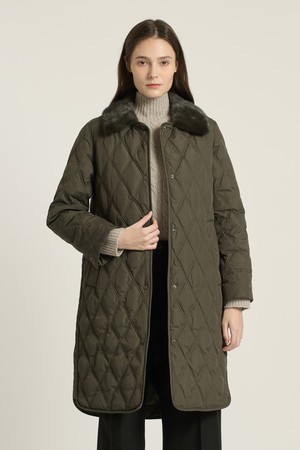 [25WT] 프리미엄 퍼 카라 다이아 자수 다운 - DARK GRAY B5DAF85017