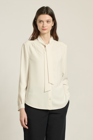 [26SP] 하이넥 타이 블라우스 - IVORY B6A1B40313