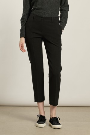 [26SP] 슬림핏 팬츠 - BLACK B6A1P37199