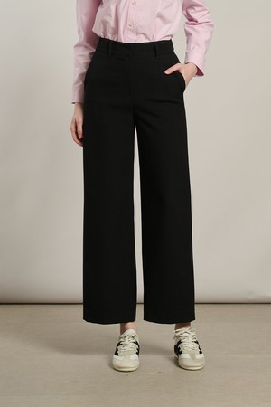 [26SP] 뒷밴딩 스트레이트 팬츠 - BLACK A6S1P30599