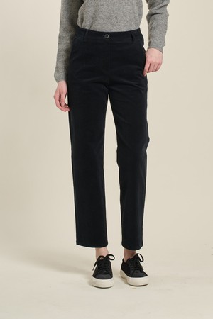 [26SP] 코듀로이 슬림핏 팬츠 - DARK NAVY B6A1P30856