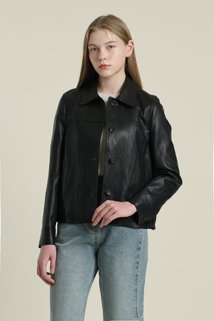 [26SP] 밑단 자수 포우레더 자켓 - BLACK B6A1J10199