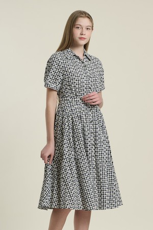 [26SU] 자수 플라워 카라 원피스 - BLACK B6B3O60199