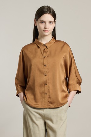 [26SU] 크링클 블라우스 - BROWN A6M4B42574