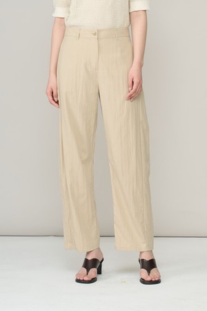 [26SU] 내추럴 커브드 핏 팬츠 - M BEIGE A6M4P32972