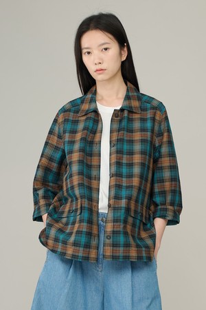 [26SU] 체크린넨 블라우스 - PEACOCK BLUE A6M4B41658