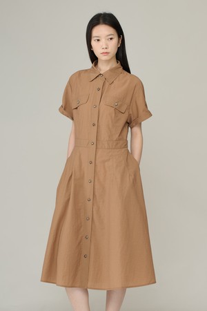 [26SU] 뒤허리밴딩 나일론원피스 - BROWN A6M4O61774