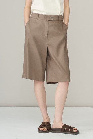 [26SU] 린넨 하프팬츠 - DARK BEIGE A6M5P34773