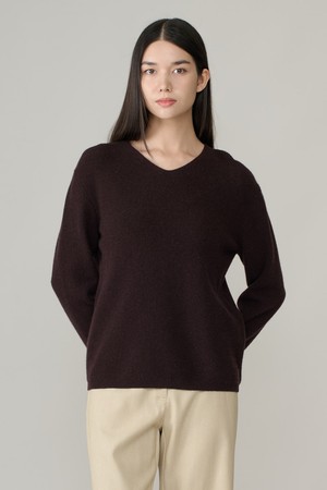 [26WT] 울 브이넥 하찌 풀오버 - DARK BROWN A6W9K40675
